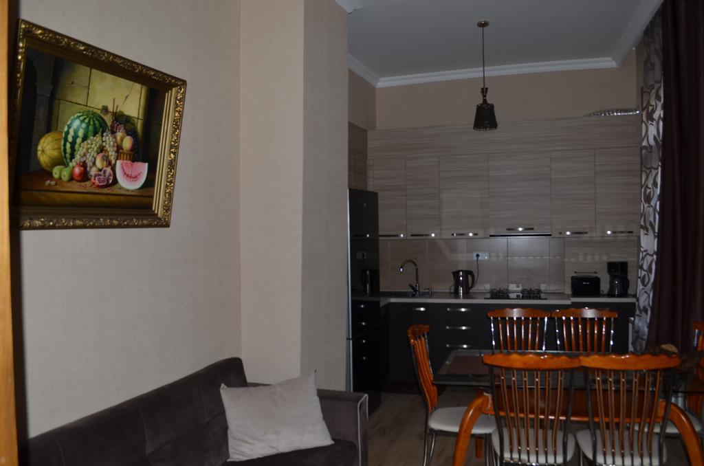Happy Home Sololaki Тбилиси Екстериор снимка